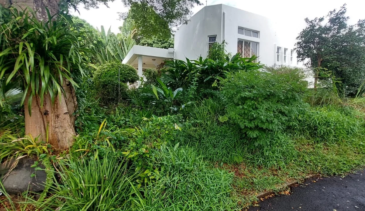 Furnished Spacious 4 Bedroom Home For Sale In Beau Bassin 3