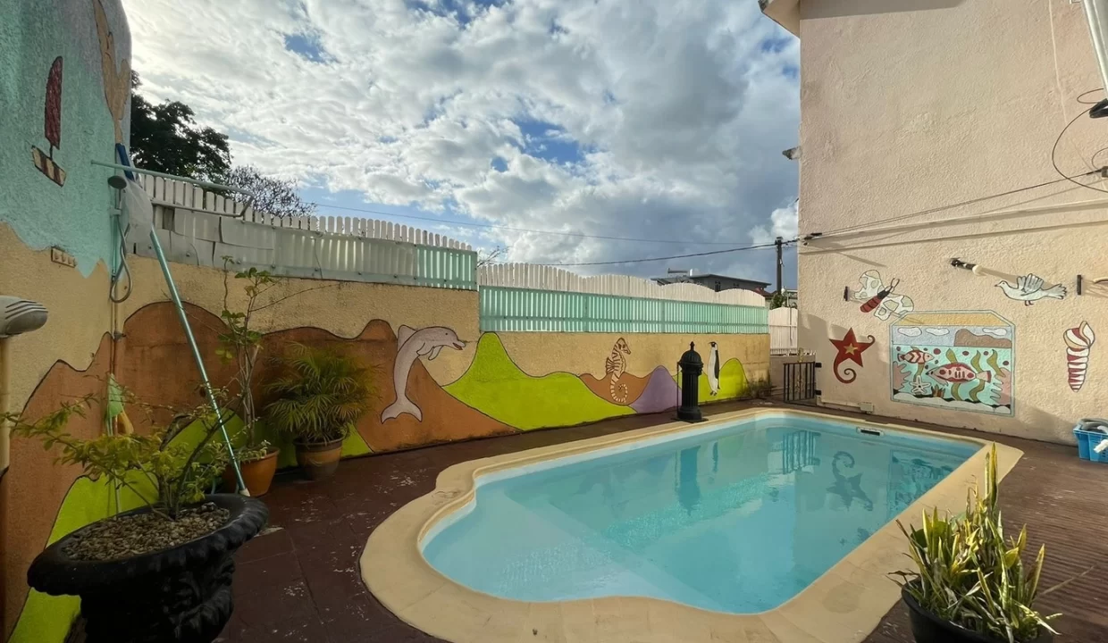 6-bedroom villa for sale – Morcellement Jhuboo, Trou aux Biches 1