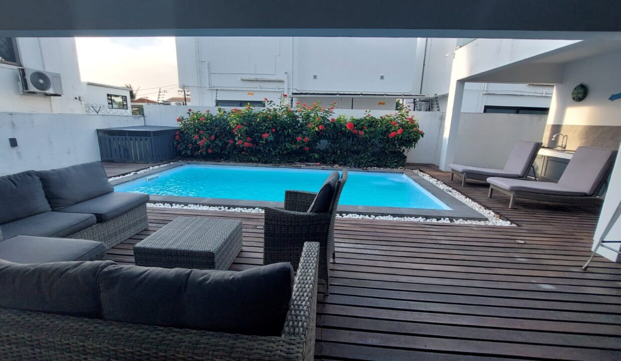 Fully Furnished modern spacious villa with pool for Rent in Trou aux Biches 17