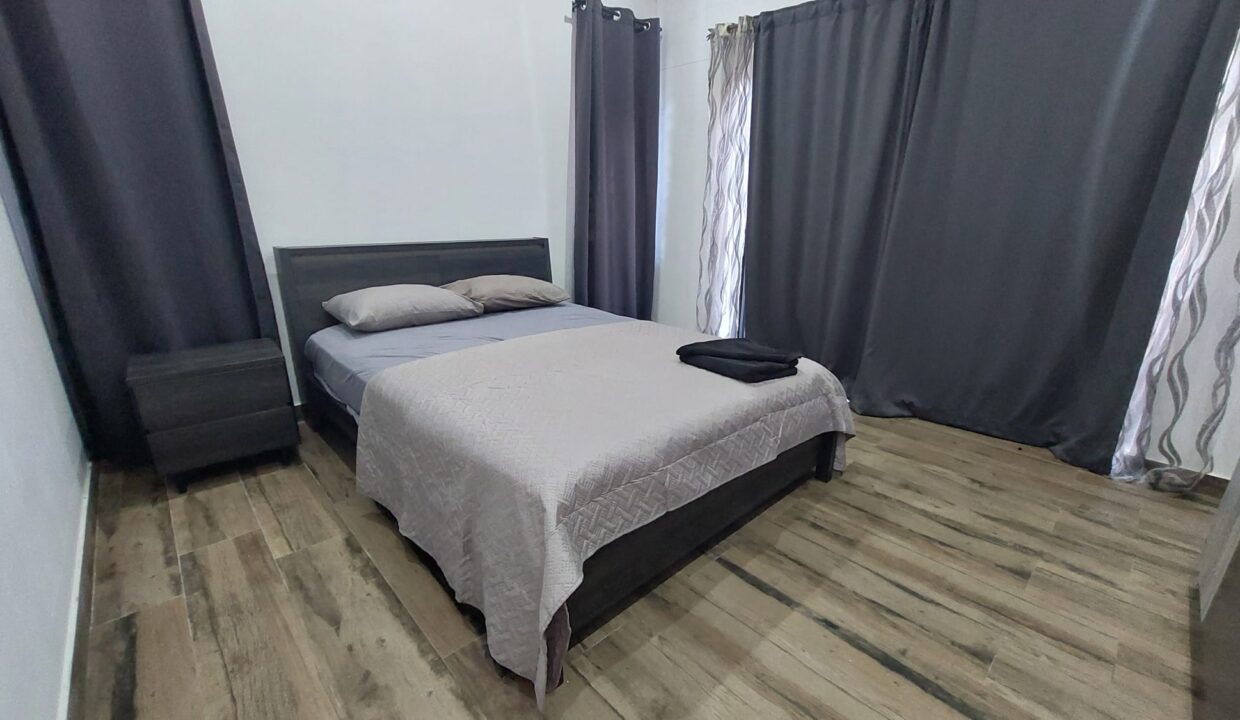 Fully Furnished modern spacious villa with pool for Rent in Trou aux Biches 8