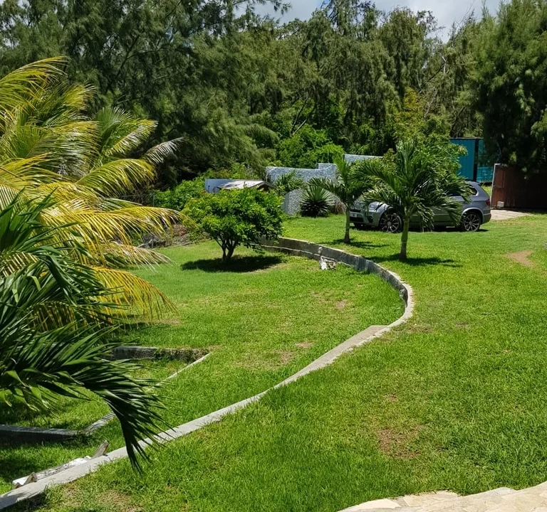 Luxurious Seafront Villa For Sale Calodyne 9