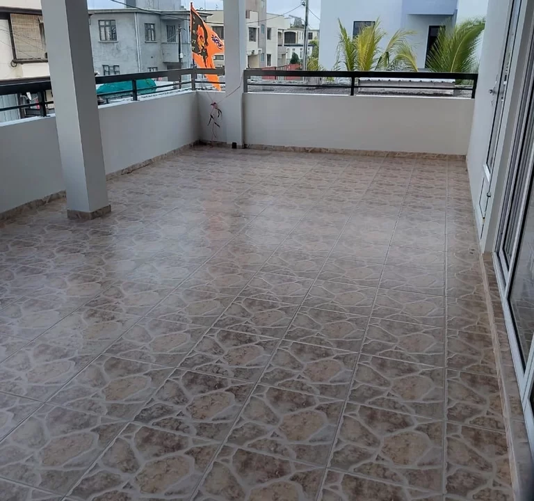 MODERN 6-BEDROOM FULLY FURNISHED HOUSE FOR RENT IN MARE D’ALBERT 6