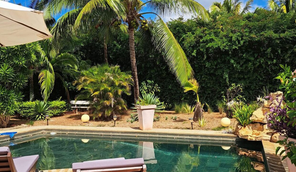 Single-Storey House For Sale In Baie du Tombeau 5