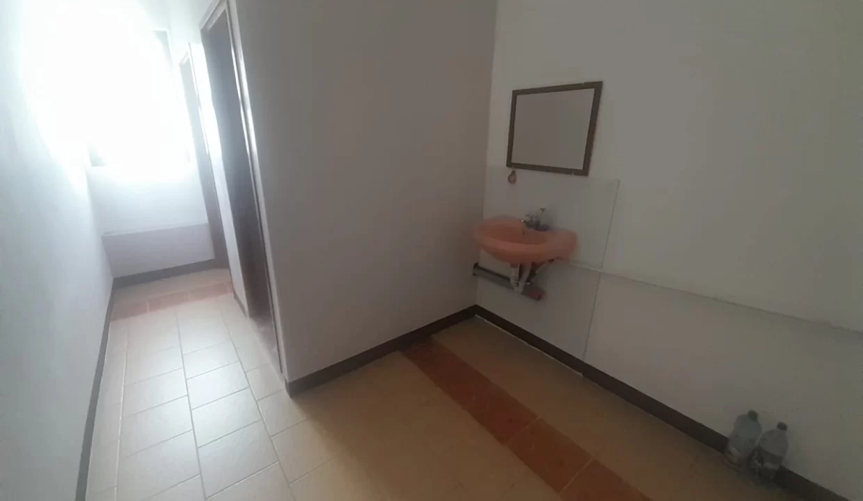 Spacious Furnished Office For Rent in Port Louis 3