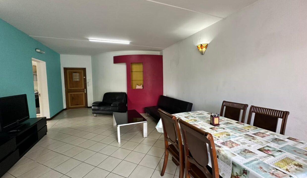 3-bedroom apartment for sale in Ebène 2