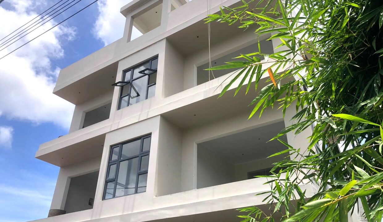 Brand New Apartments For Sale- Trou aux Biches br1