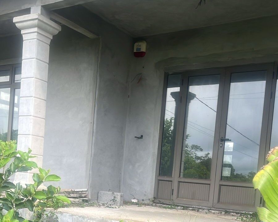 Charming Individual House for Sale – Hermitage 5