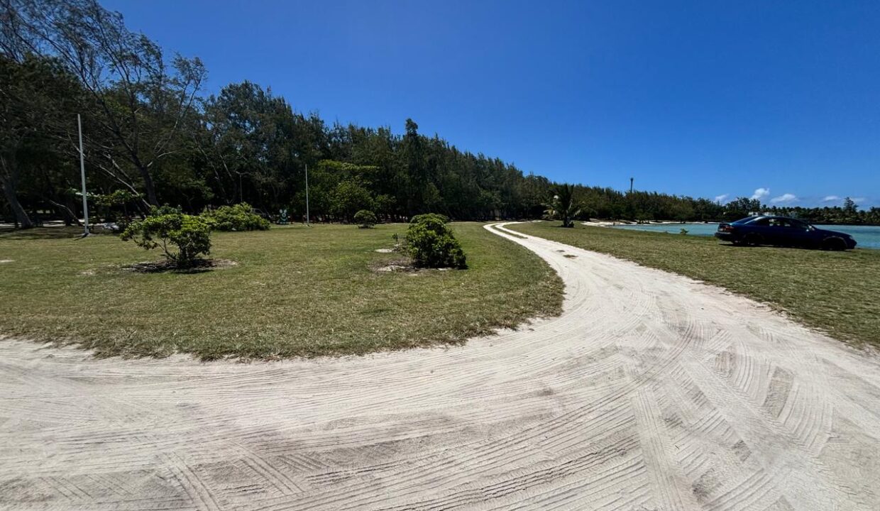 Coastal Investment Property – Poste La Fayette (17)