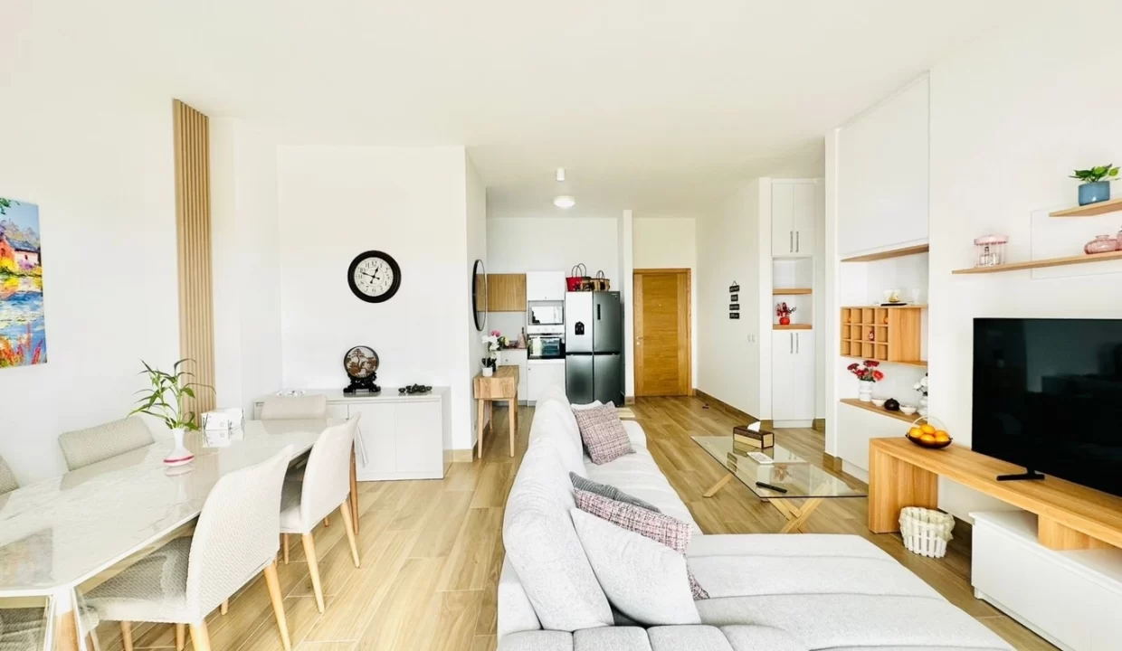 Furnished Skyline Penthouse for Rent , Rose-Hill 12