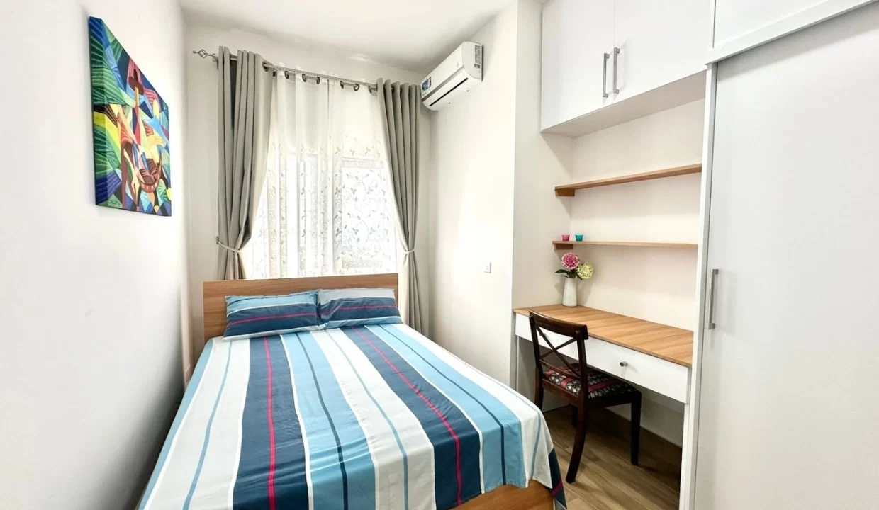 Furnished Skyline Penthouse for Rent , Rose-Hill 5