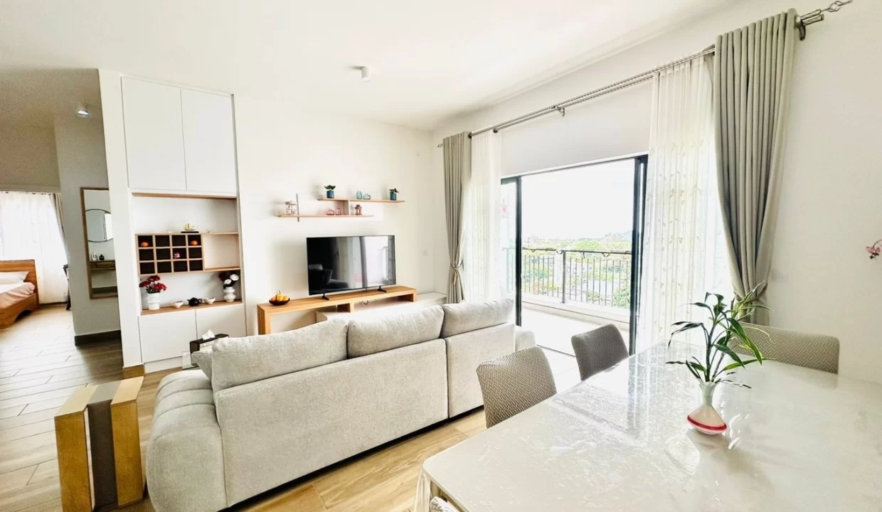 Furnished Skyline Penthouse for Rent , Rose-Hill 9