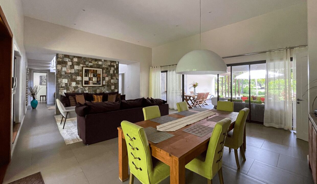 Luxurious Golf Villa for Rent – Anahita Golf Resort, Beau Champ 11