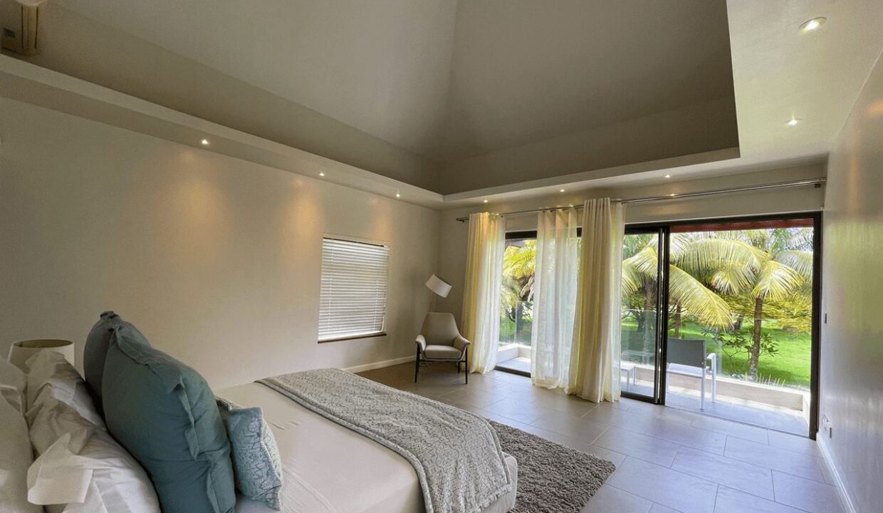 Luxurious Golf Villa for Rent – Anahita Golf Resort, Beau Champ 13