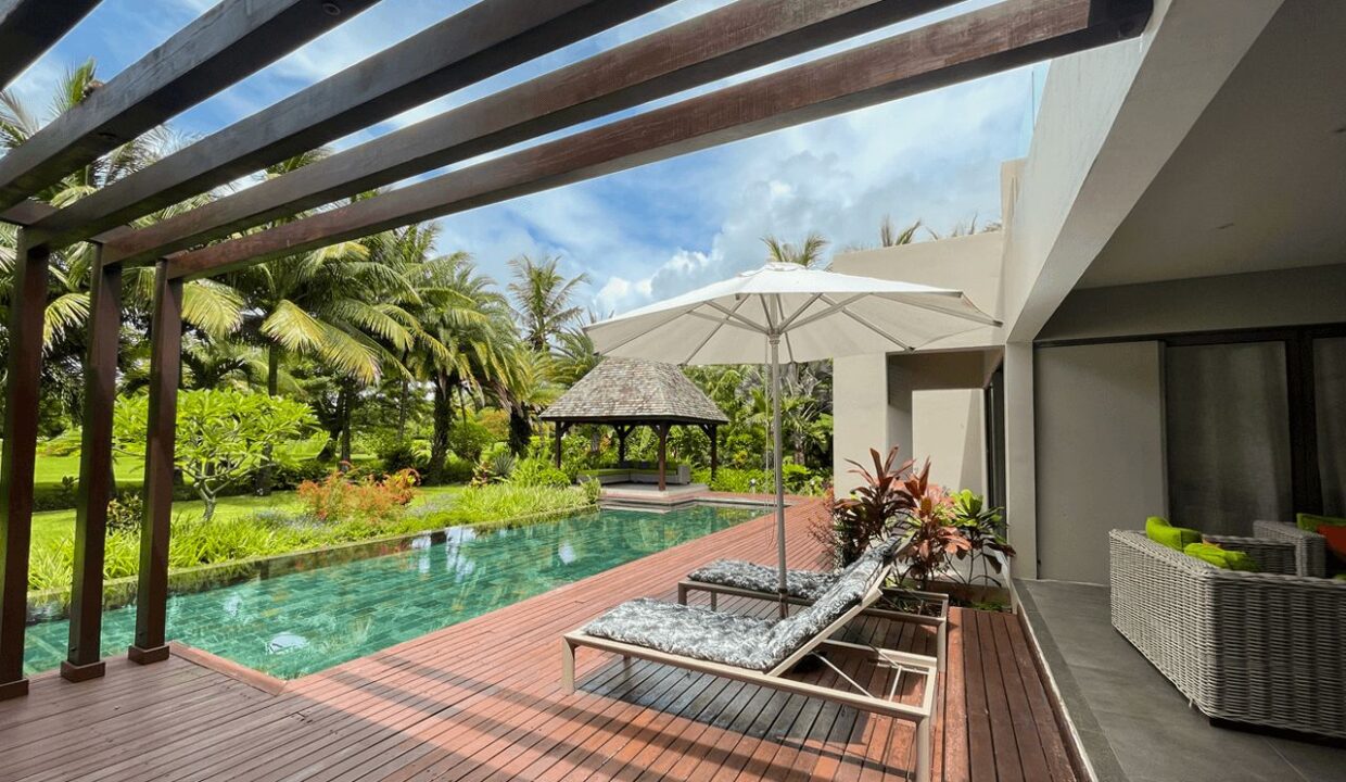 Luxurious Golf Villa for Rent – Anahita Golf Resort, Beau Champ 5