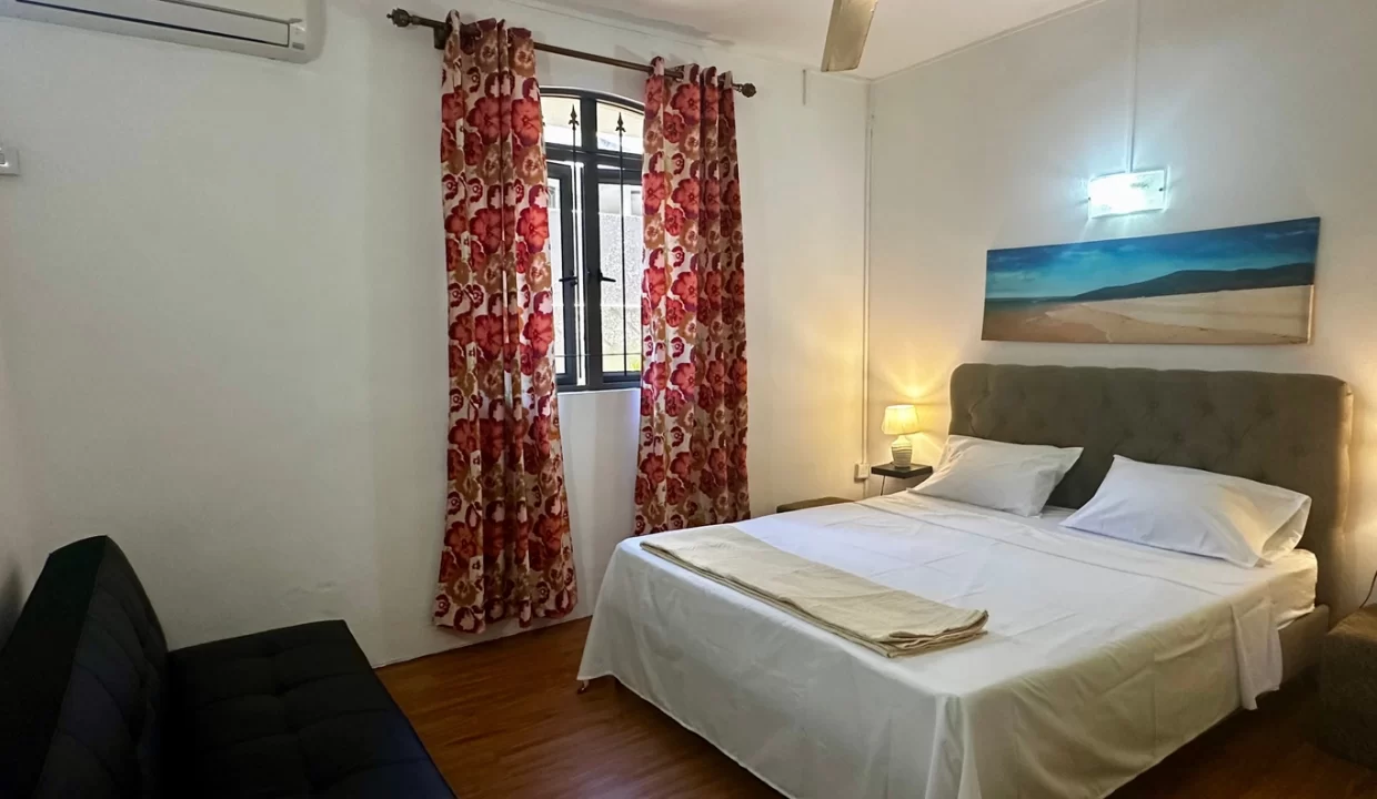 Opulent 2-Bedroom Apartment for Rent in Quatre Bornes 11