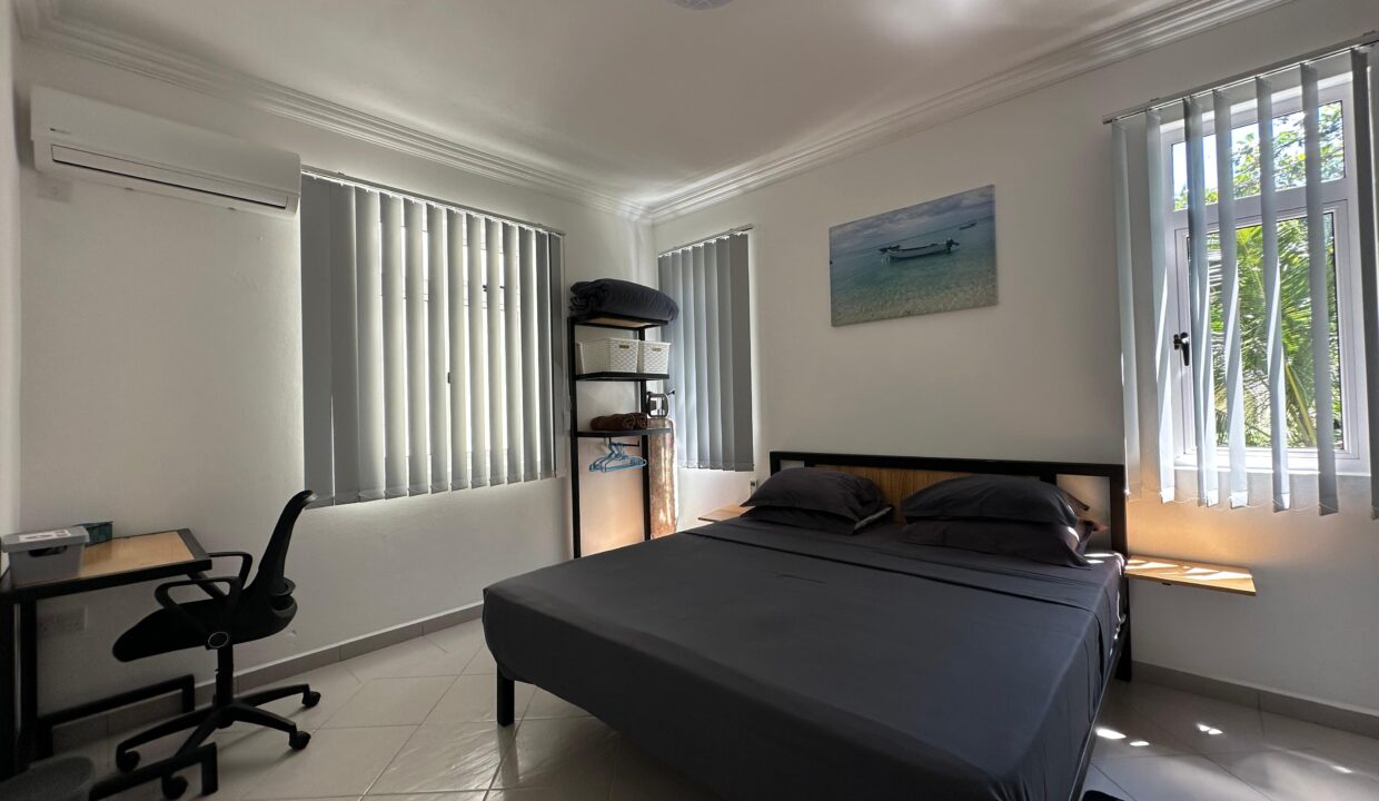 Residential Building for Sale – Poste Lafayette13