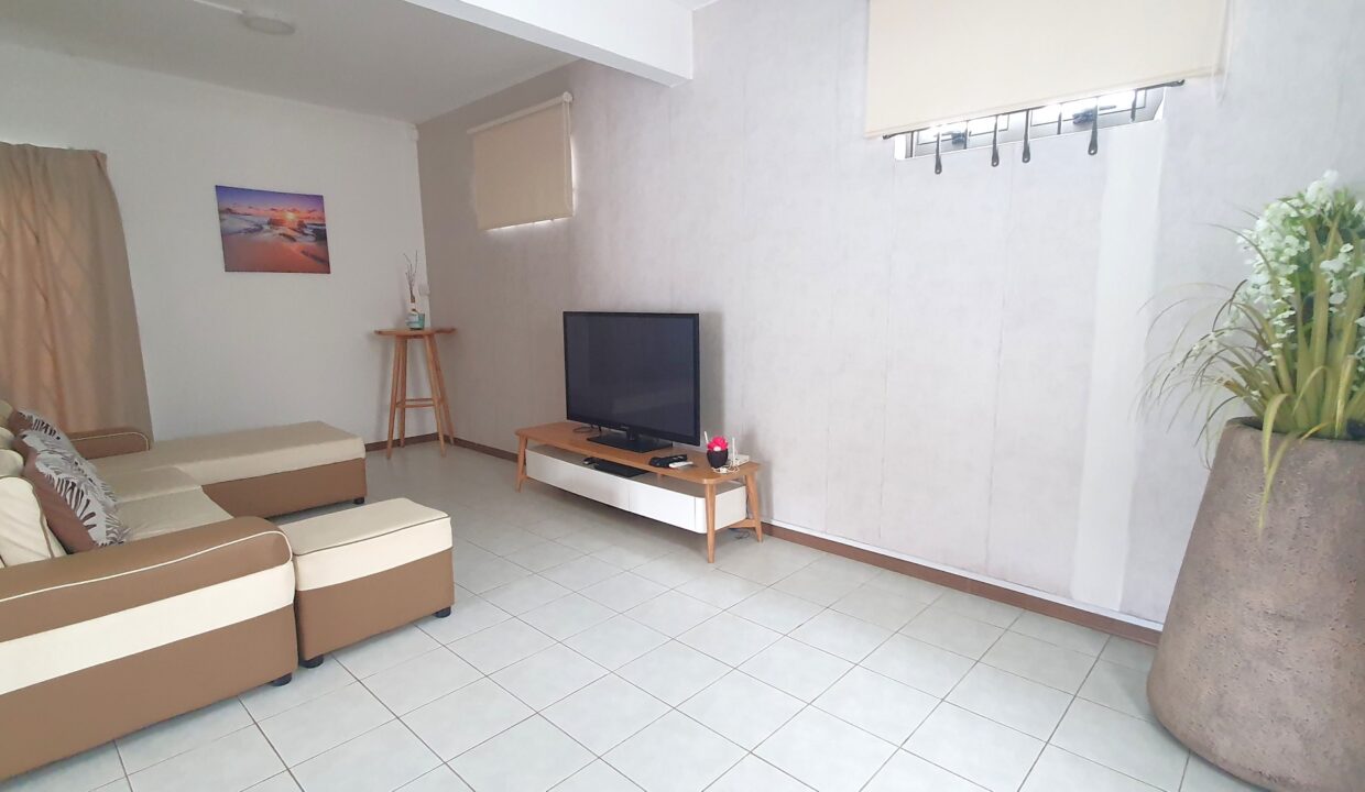 Villa with private pool for Rent in Flic en Flac 11