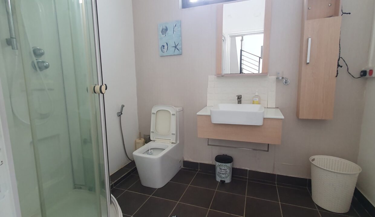 Villa with private pool for Rent in Flic en Flac 19