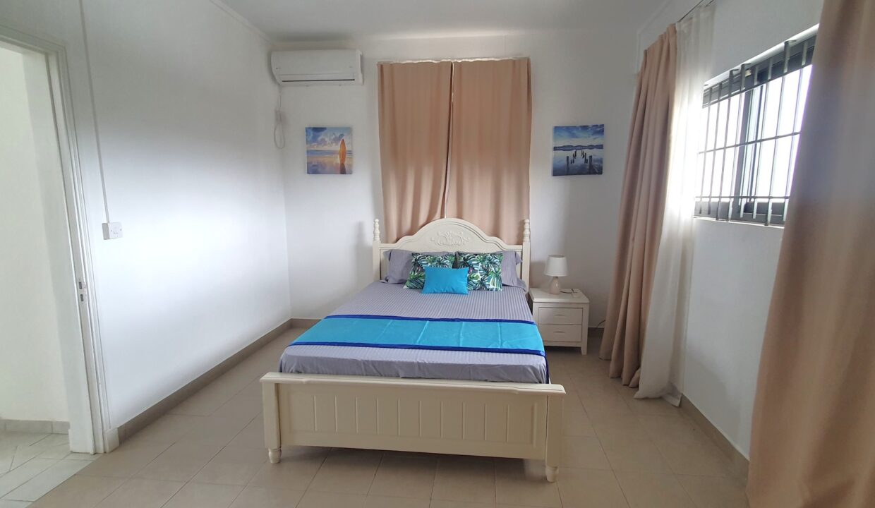 Villa with private pool for Rent in Flic en Flac 6