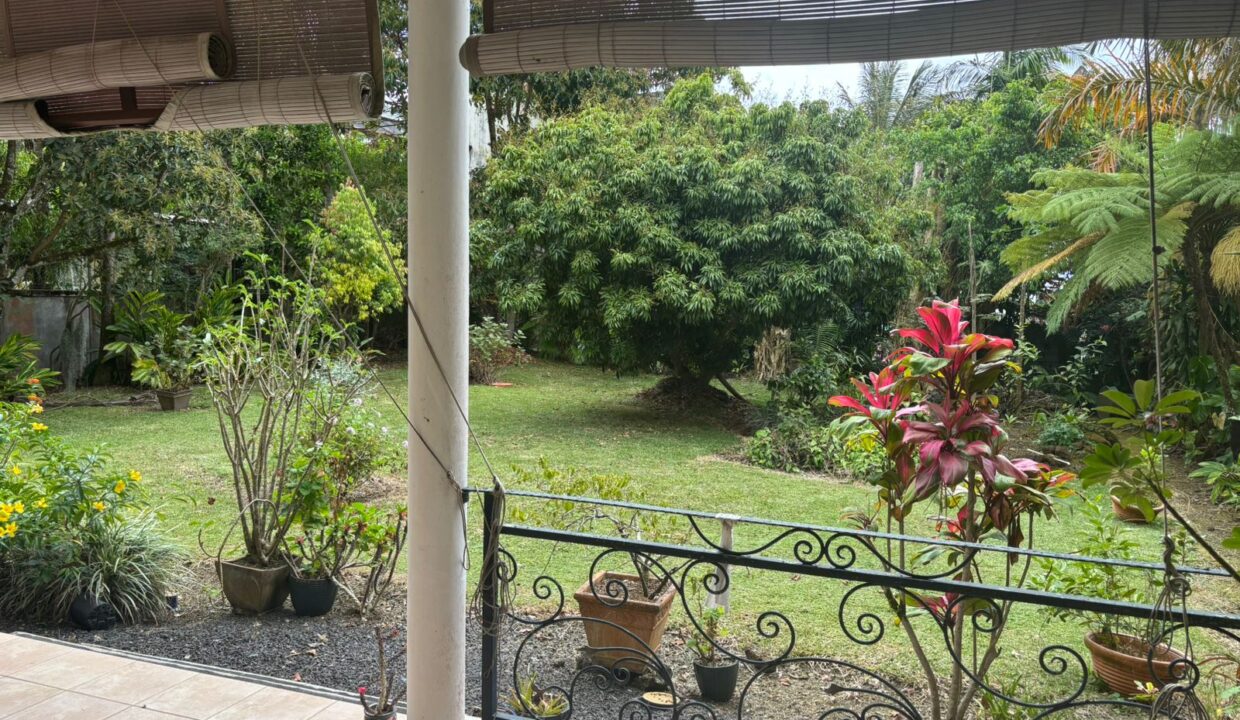 house for sale in floreal 3