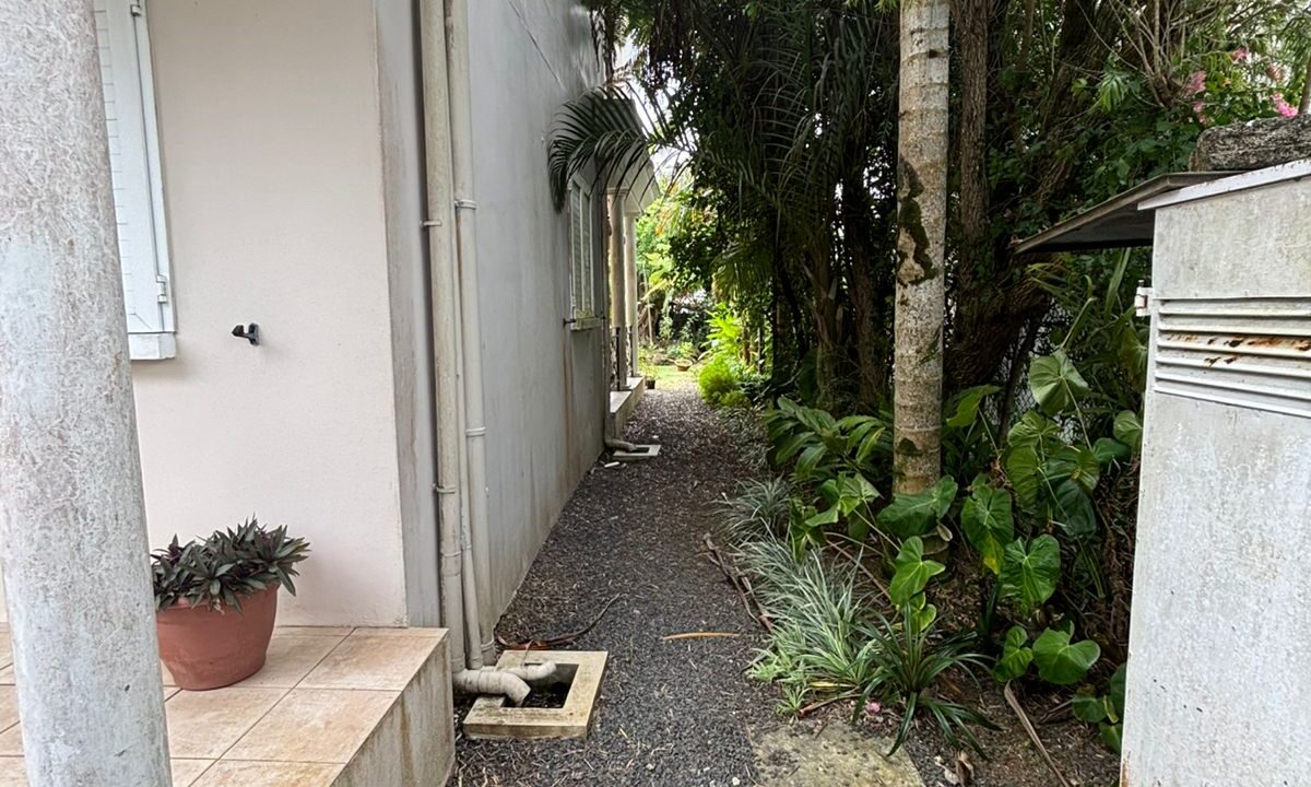 house for sale in floreal 6