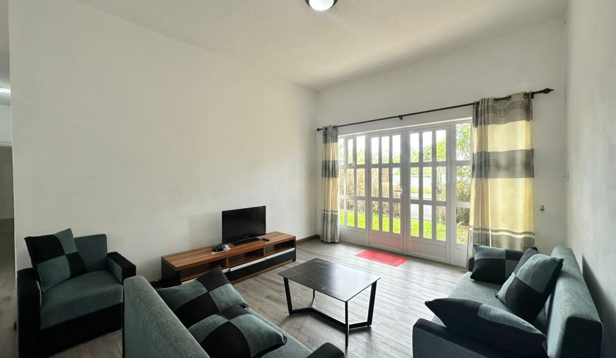 4 bedroom apartment for rent unfurnished ebène morcellement cybercity 1