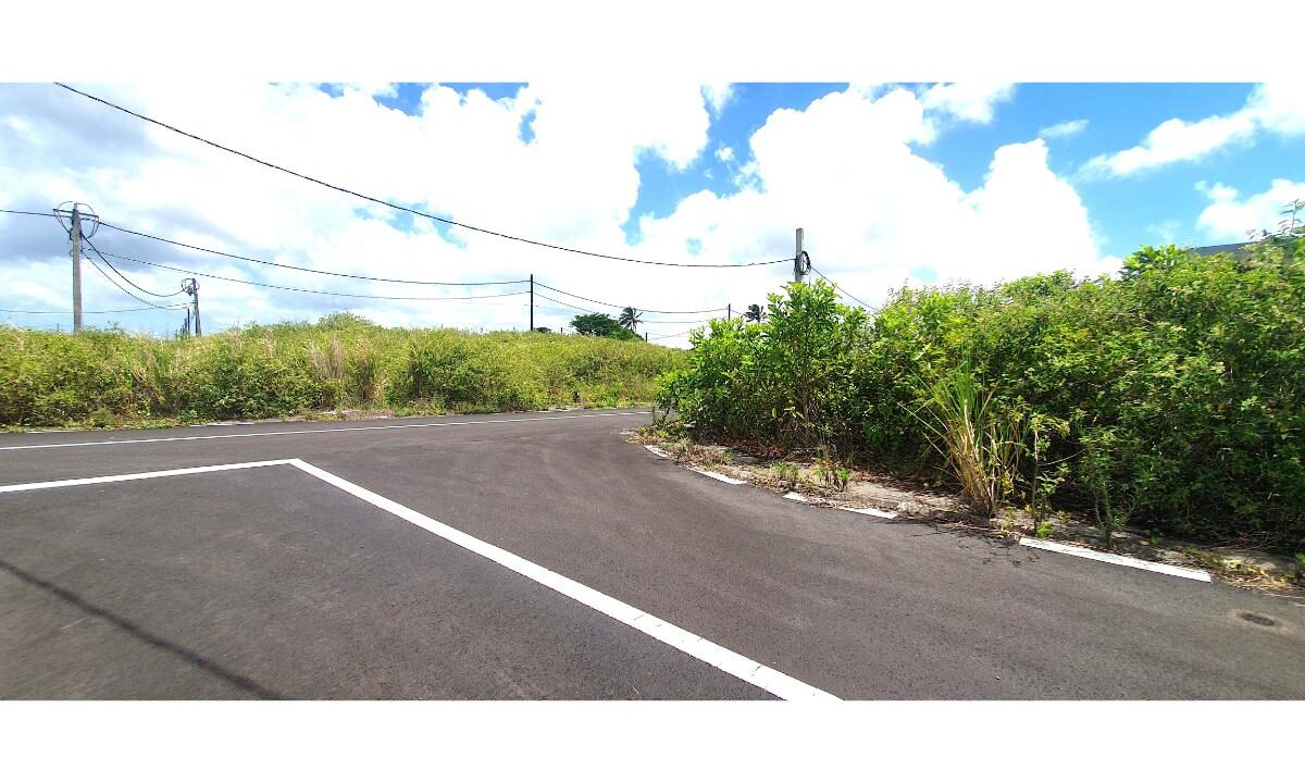 8.84 Perches Corner Plot for Sale in Rose Belle 4