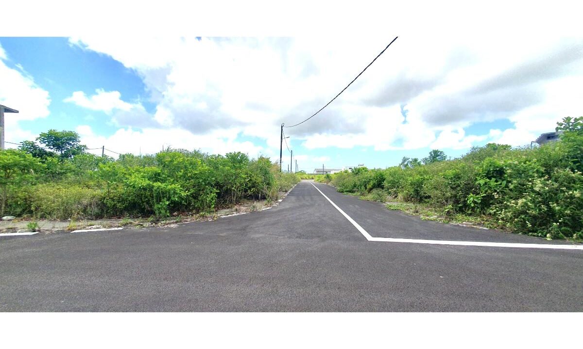 8.84 Perches Corner Plot for Sale in Rose Belle 5