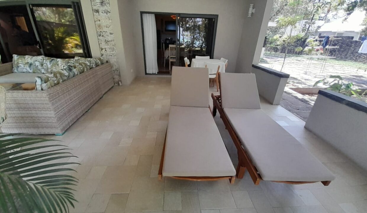 Beachfront Villa for sale in Butte à l’Herbe,Calodyne 12