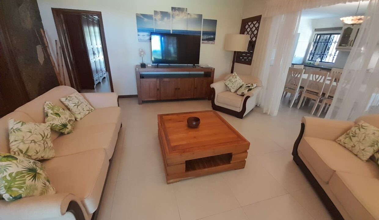 Beachfront Villa for sale in Butte à l’Herbe,Calodyne 13