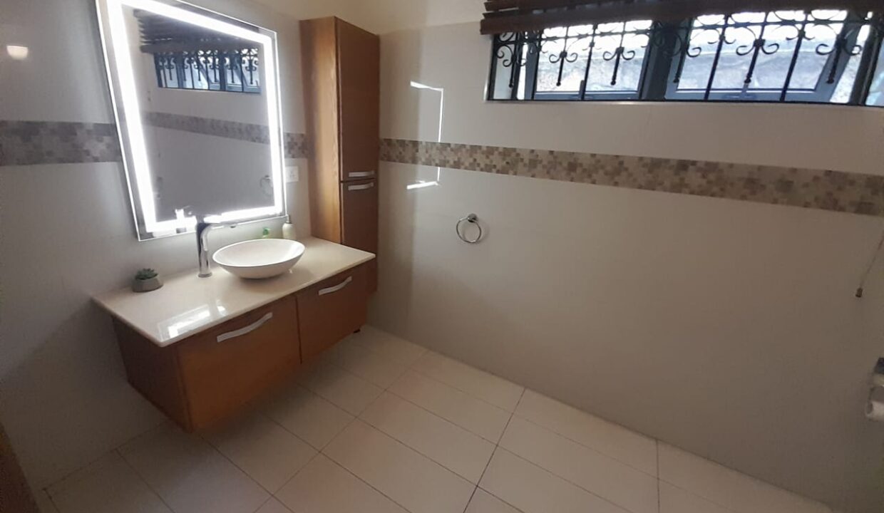 Beachfront Villa for sale in Butte à l’Herbe,Calodyne 19