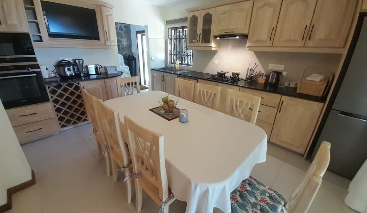 Beachfront Villa for sale in Butte à l’Herbe,Calodyne 8