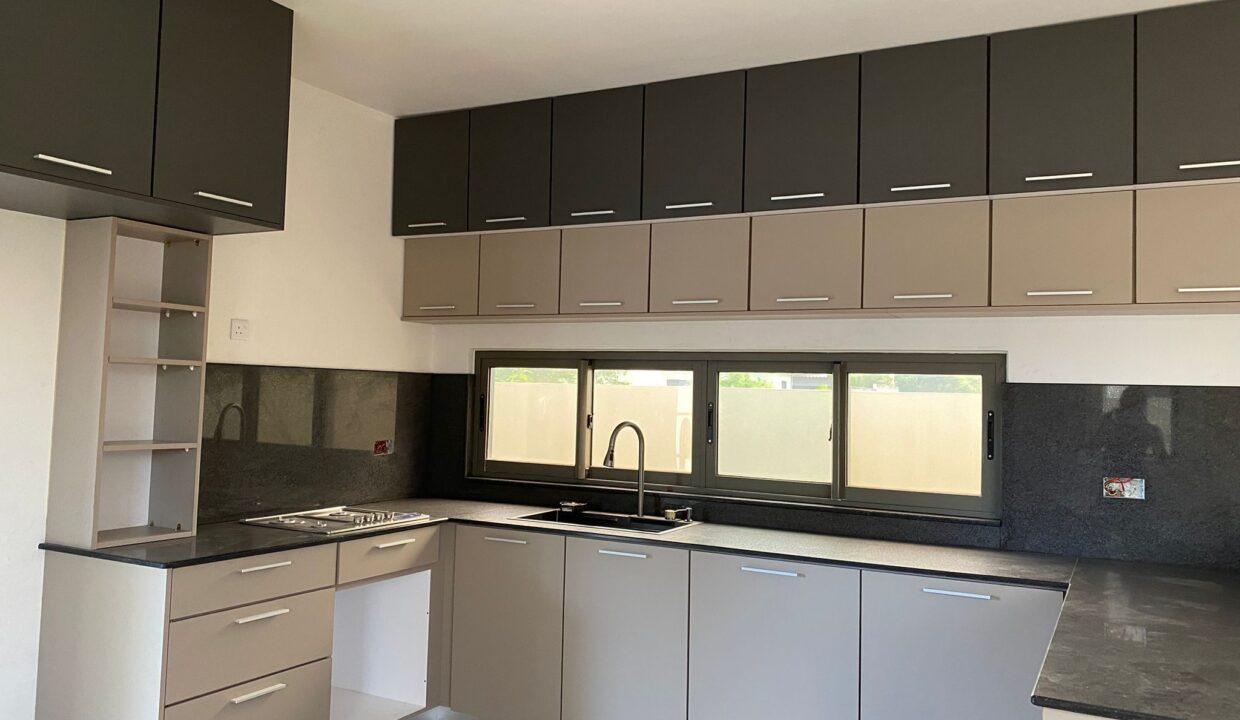 Brand new furnished duplex for rent in Grand Baie (2)