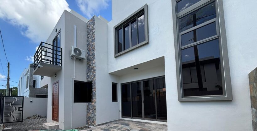Brand new furnished duplex for rent in Grand Baie