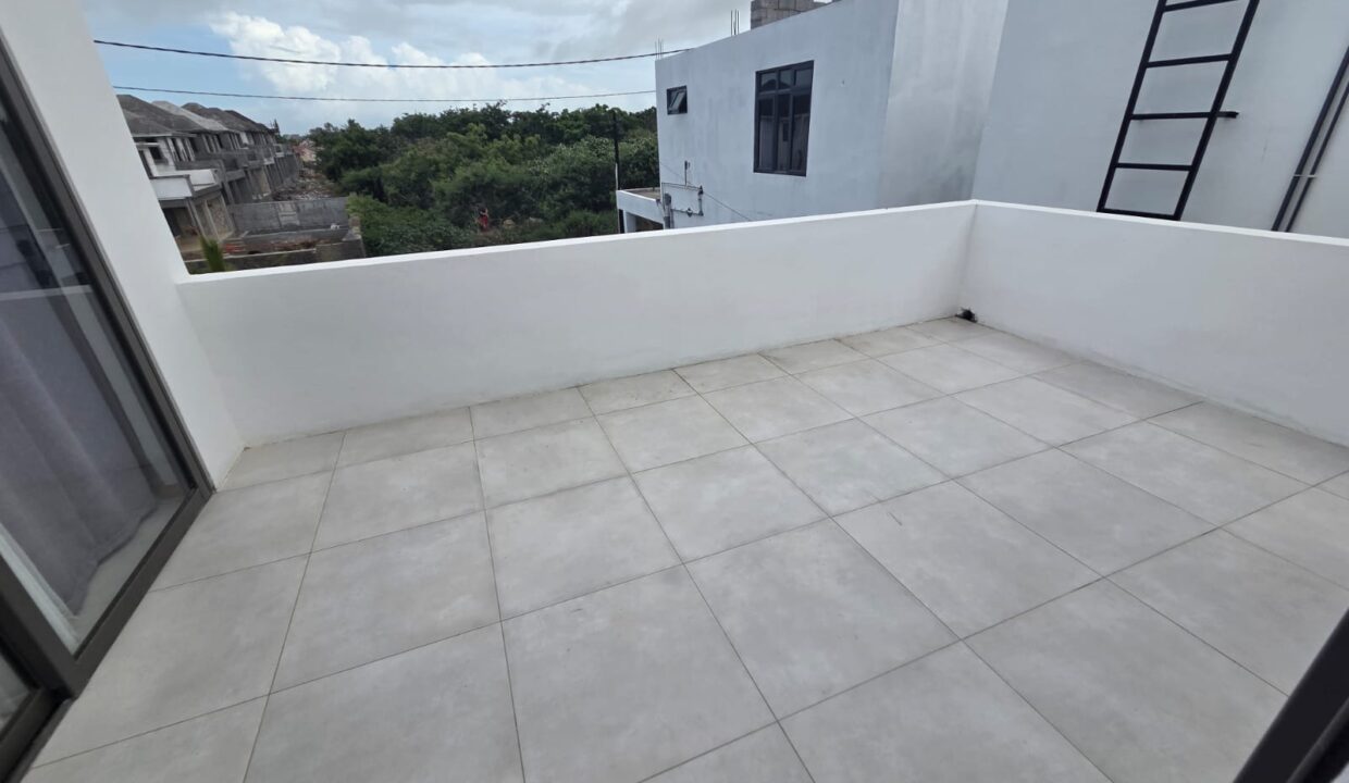 Elegant Modern 4 bedroom Villa for Sale in Grand Gaube 19