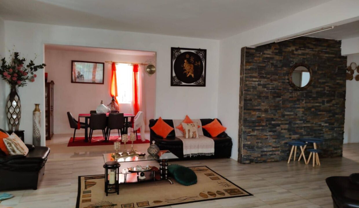 FOR SALE – House in Morcellement La Cocheyle, Baie du Tombeau 2