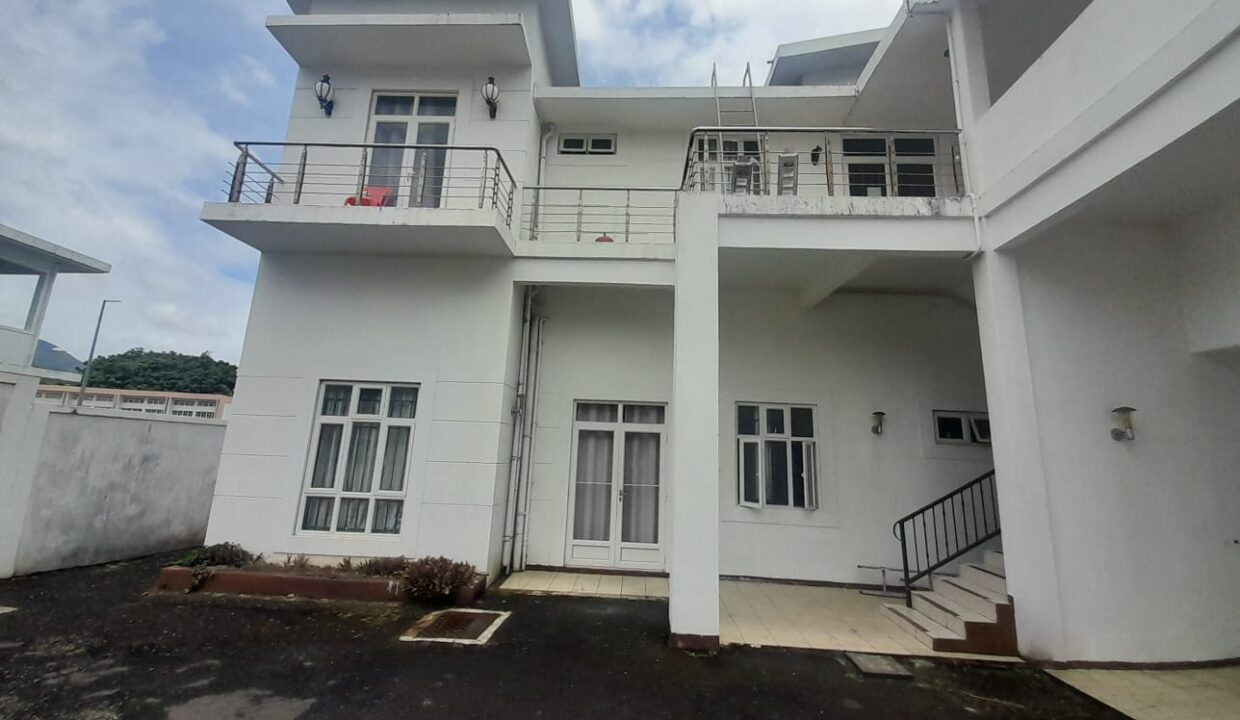 Furnished ground floor apartment for rent in Ebene – Morc Cybercity7