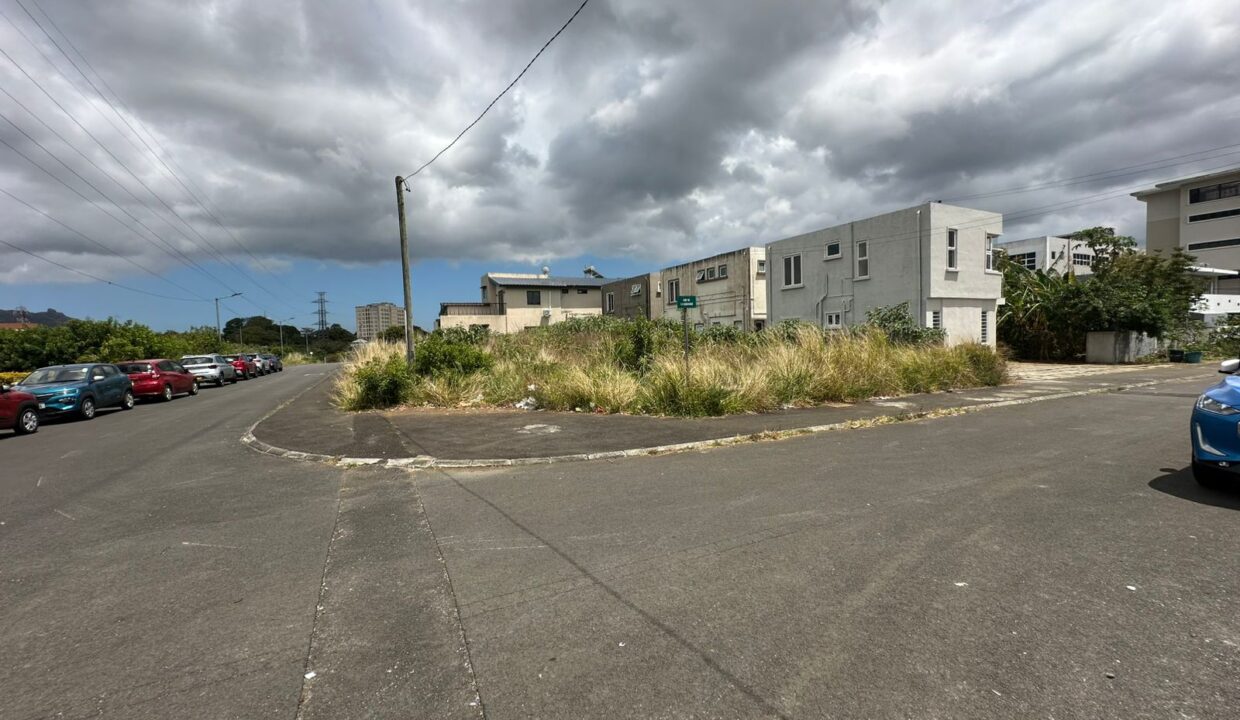 Residential Land for Sale – Morcellement Ebène Cybercity2