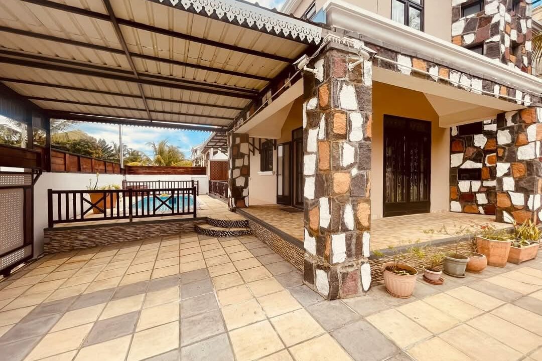 individual furnished villa for salle trou aux biches 5