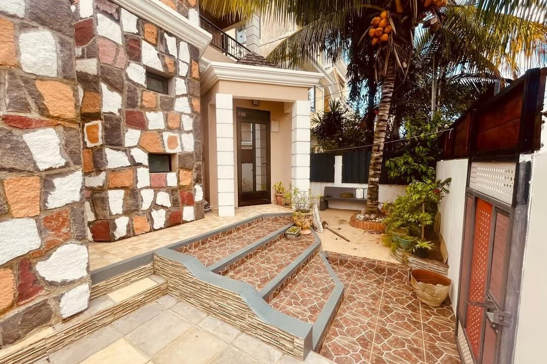 individual furnished villa for salle trou aux biches 8