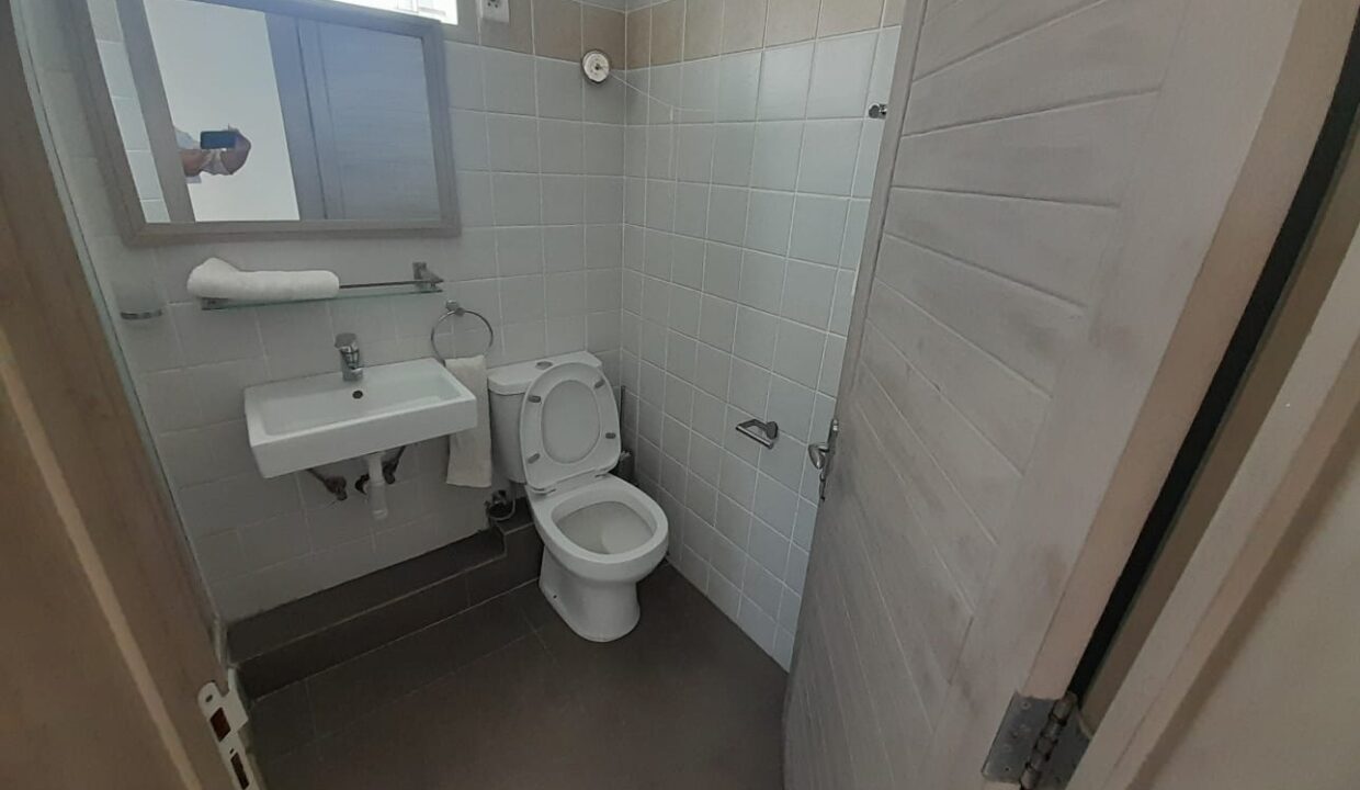 18 Bdroom Mini Hotel for Sale in Pereybere 8