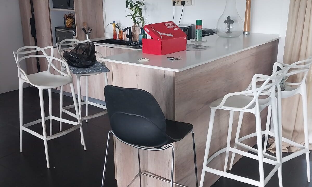 4-bedroom family villa with swimming pool for sale – Village des Pêcheurs, Rivière Noire (2)