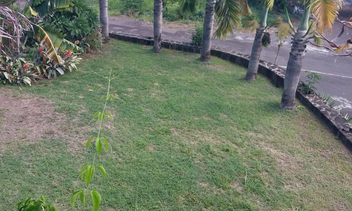 4-bedroom family villa with swimming pool for sale – Village des Pêcheurs, Rivière Noire (9)