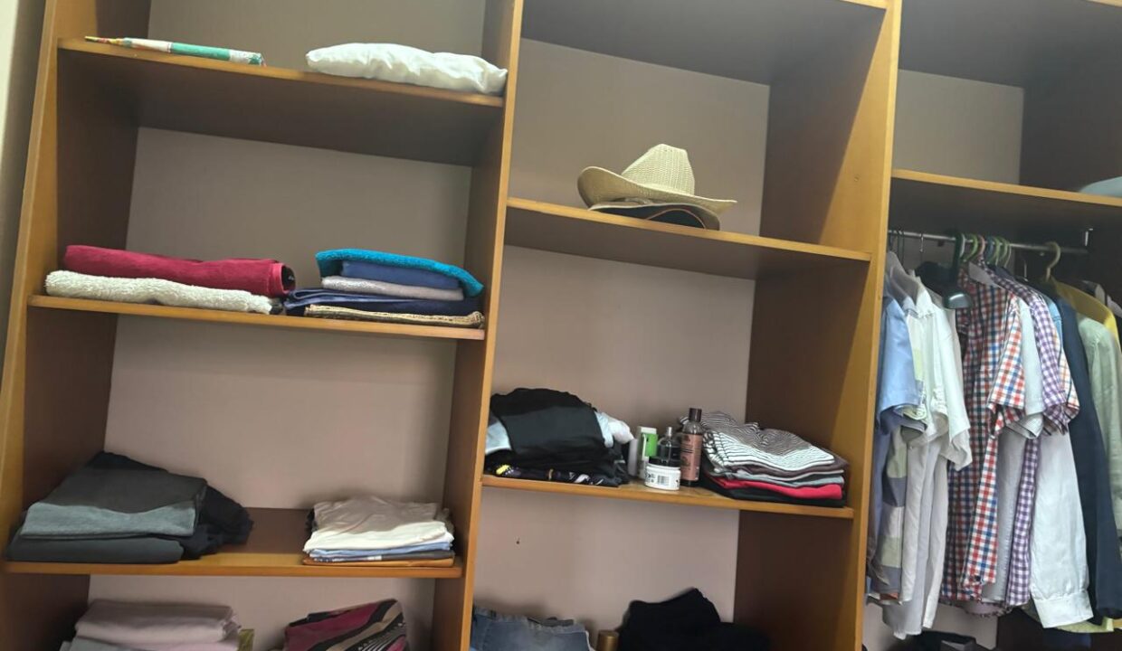 Individual House for Sale in Roches Brunes 12