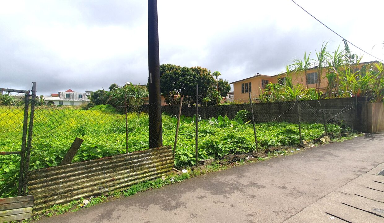 Land for sale at Quartier Militaire 4