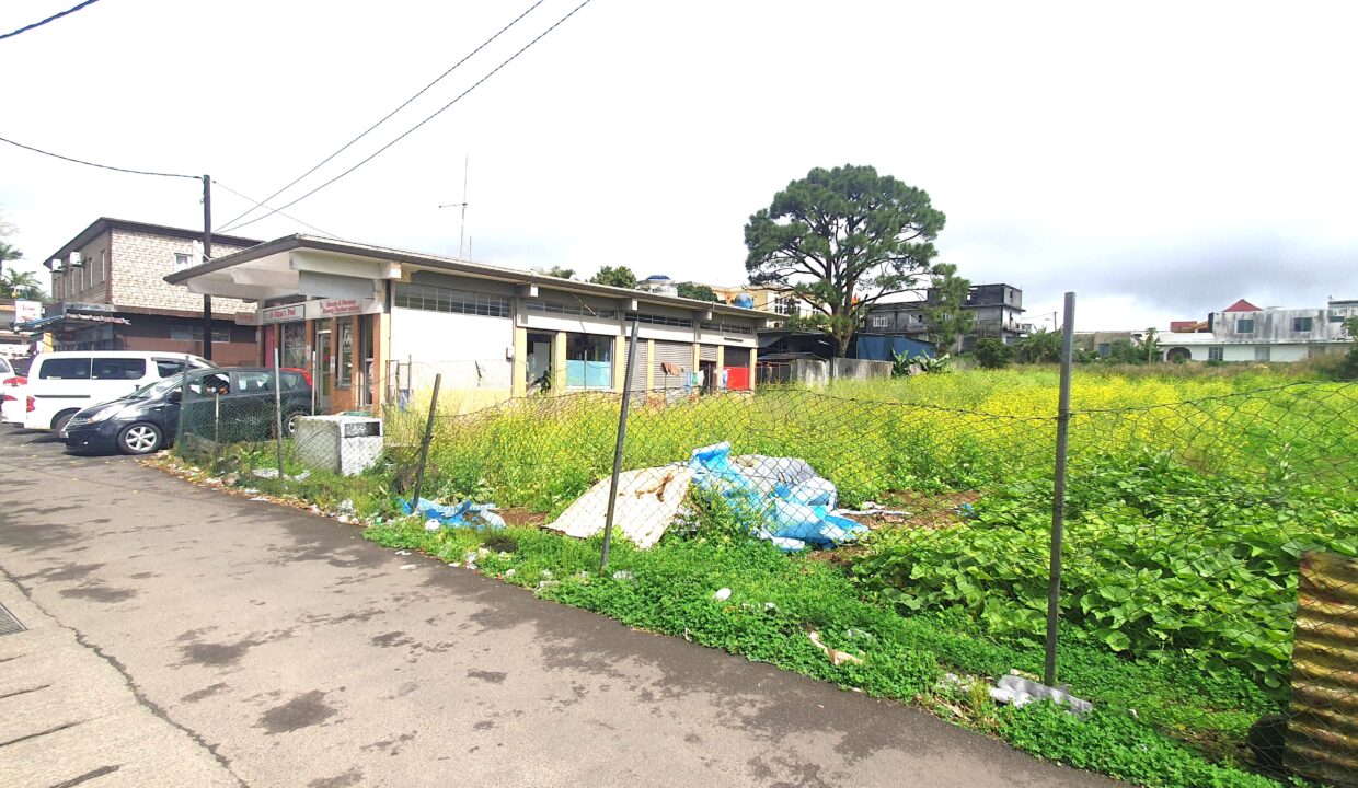 Land for sale at Quartier Militaire 6