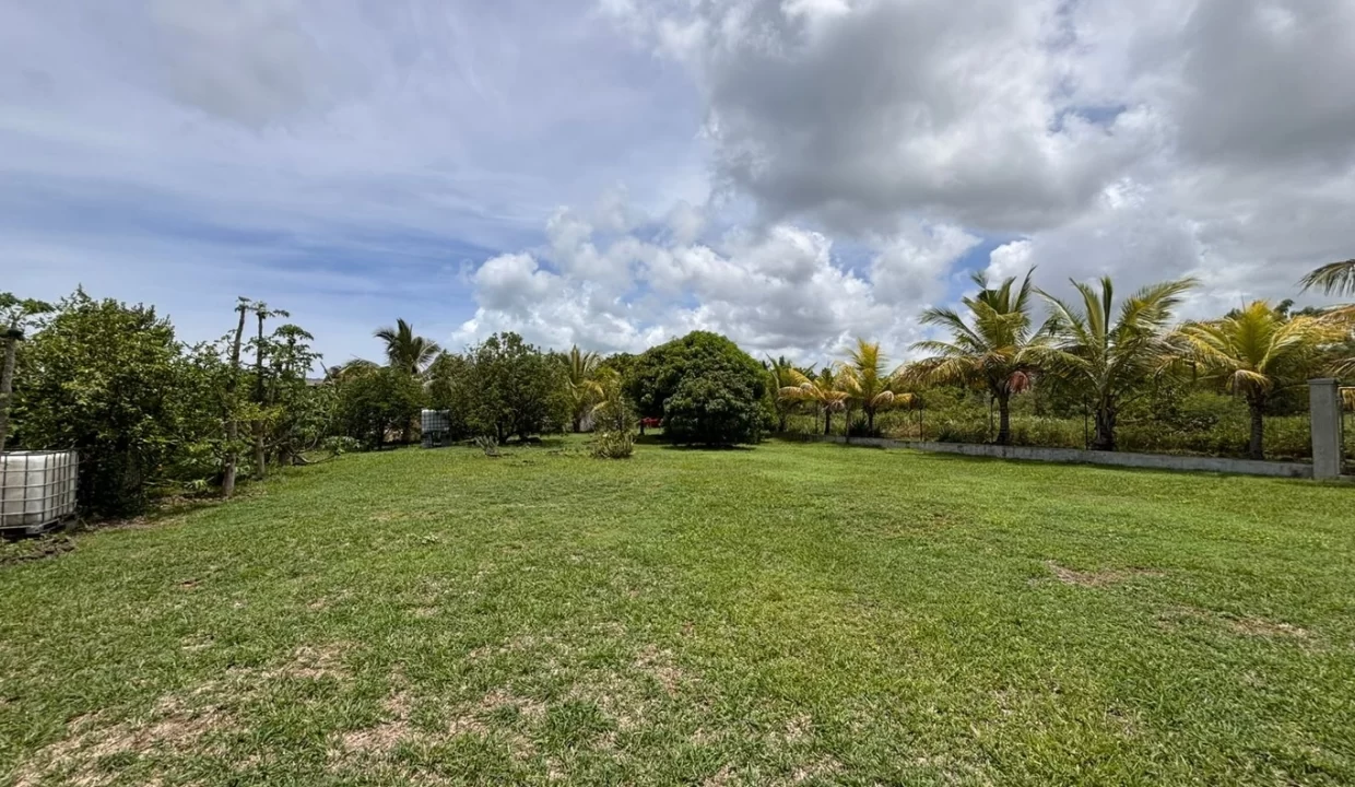 Prime 35-perches land in Melville, Grand Gaube – turnkey investment 5
