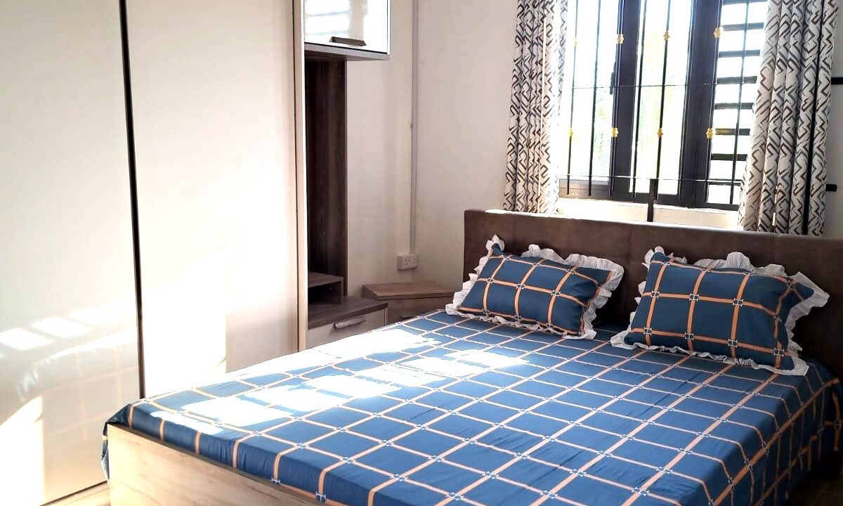 Stylish Fully Furnished 3-Bedroom Duplex with Pool & Home Office Potential for Rent in Flic en Flac14