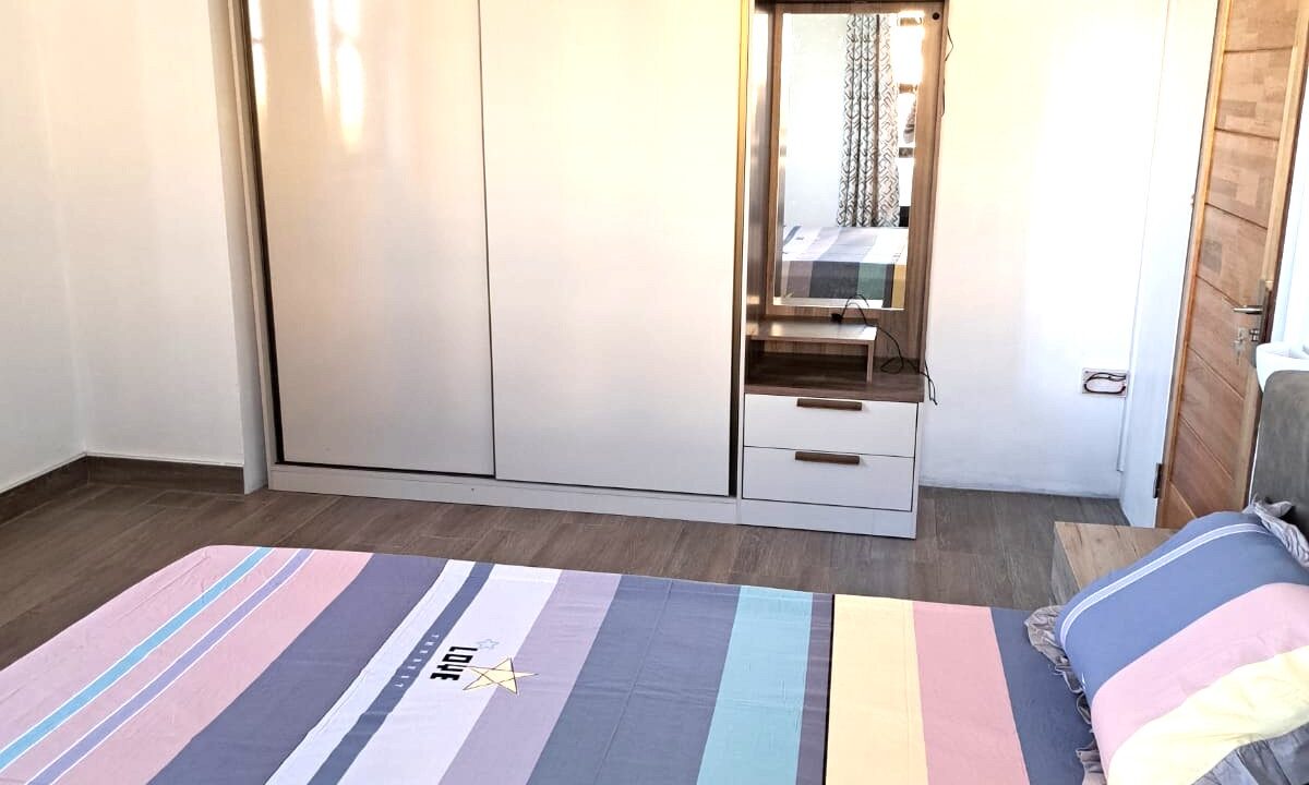 Stylish Fully Furnished 3-Bedroom Duplex with Pool & Home Office Potential for Rent in Flic en Flac7