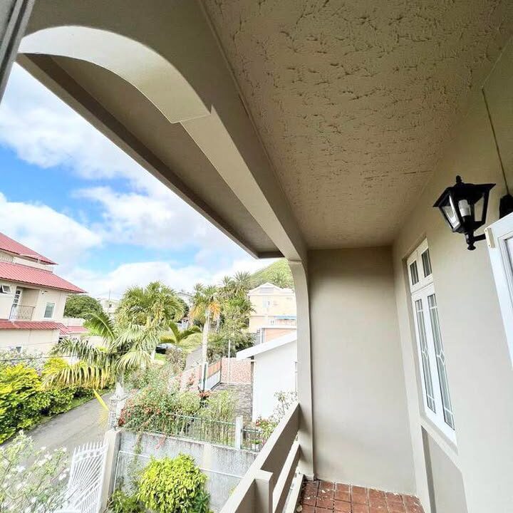 Super Luxurious Fully Furnishe Apartment For Rent in Quatre Bornes 6